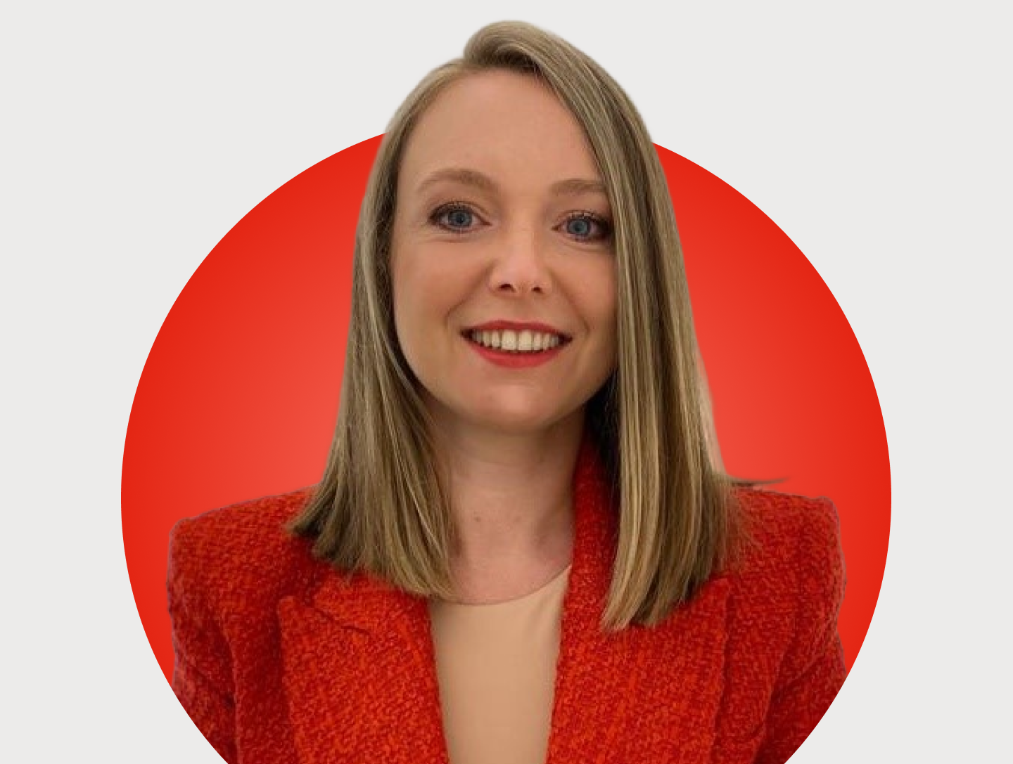 A corporate headshot of Yulia Myronova Co-Founder and CEO at Yainvest.