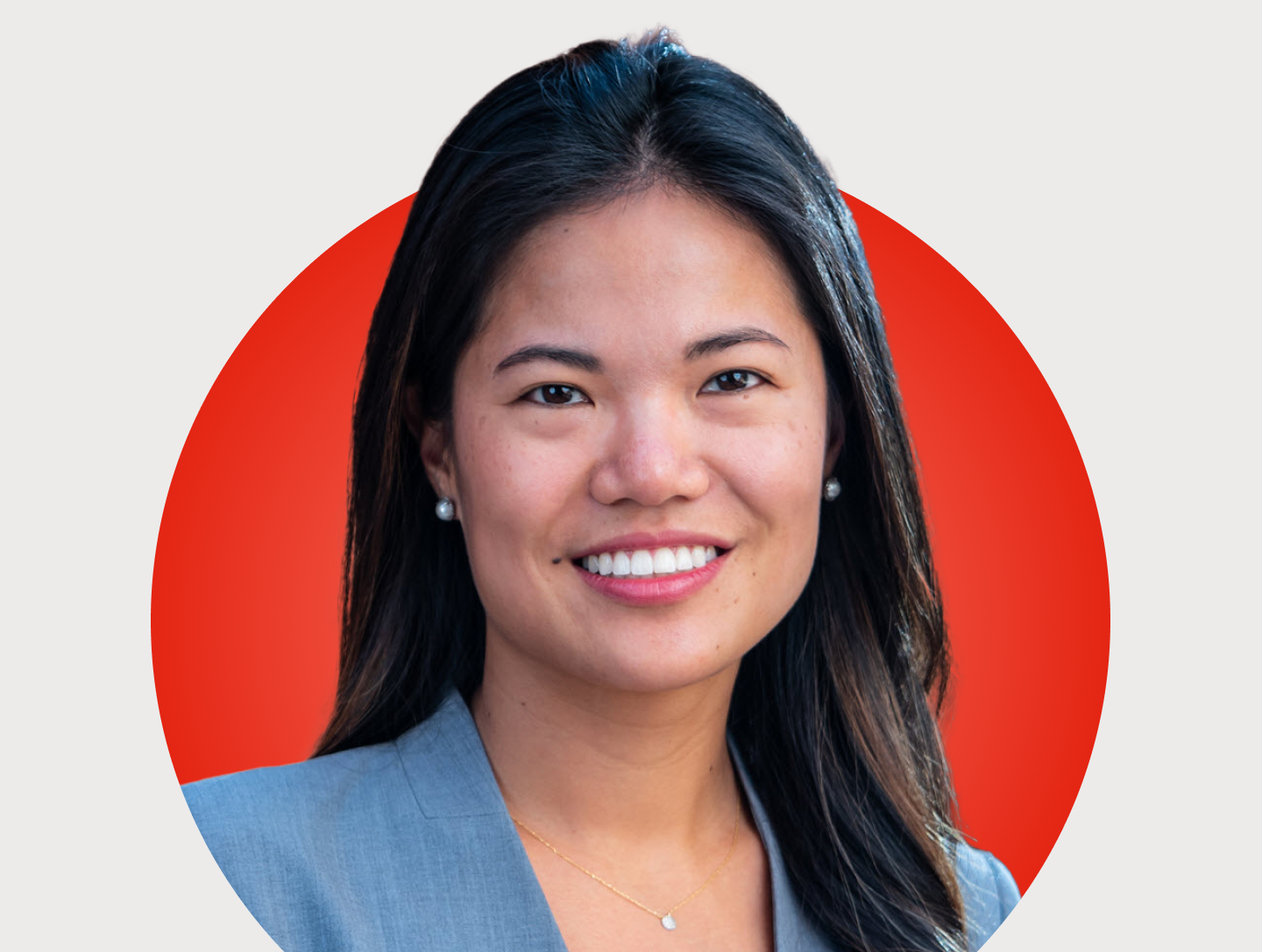 Headshot of Ling Wei Hew on a red circular background.